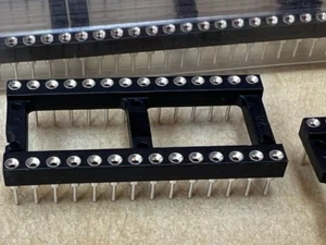 TYCO 24 Pin DIP/DIL Turned Pin IC Socket (X10) Connector 0.6" Pitch Gold Contact - Picture 1 of 3