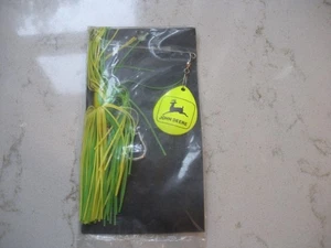 John Deere Spinner Bait Chartreuse Tag Angelköder NEU LIZENZ - Bild 1 von 4