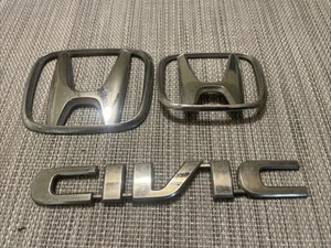 2001 - 05 Honda CIVIC OEM Front And REAR TRUNK CHROME Emblem H LOGO BADGE - Picture 1 of 5