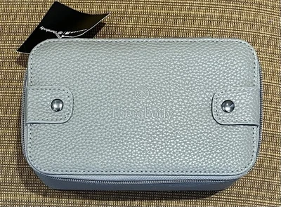 United Airlines Polaris Class Therabody Inflight Amenity Kit  - Image 1 of 4