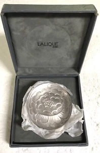 Vintage Lalique Lotus Blossom Floral Paperweight   signed - NRFB - Picture 1 of 5