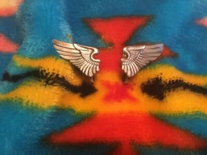 RARE Hard to Find VINTAGE "ANGEL WINGS" STERLING by CORO SCREW BACK EARRINGS - Picture 1 of 6