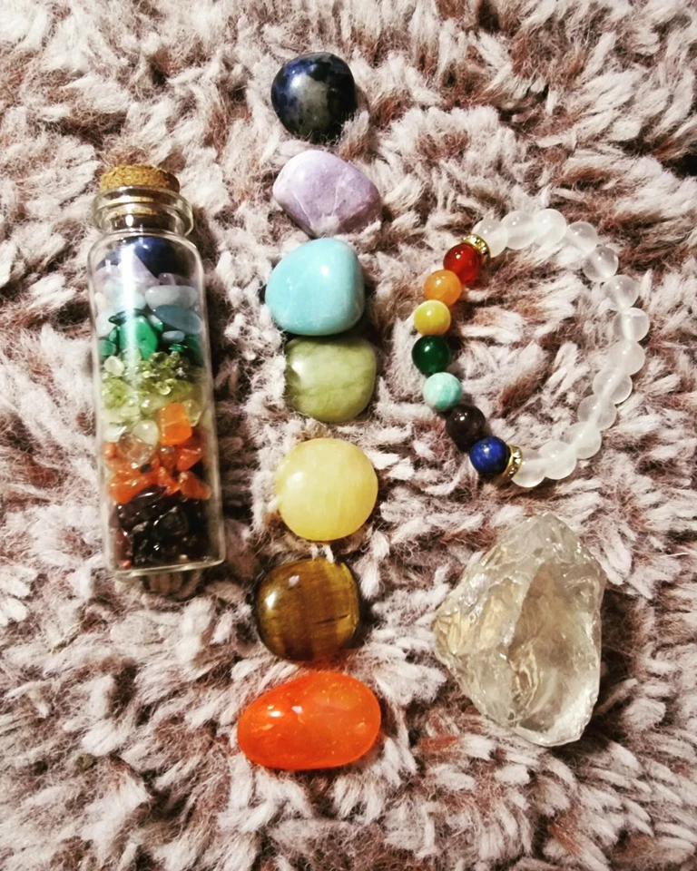 Juego de pulsera de 7 piedras de chakras Foto 1 de 2