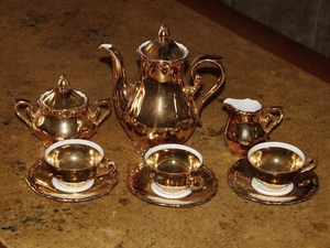 Kaffeeservice Mokkaservice Kaffeekanne Tasse Zuckerdose Michkanne * GOLD Vintage - Bild 1 von 3