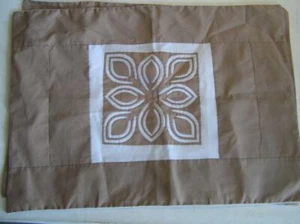 Hawaiian Quilted Beige Standard size Shams - Picture 1 of 4