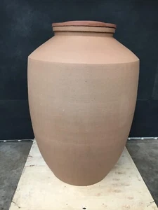 Large feature earthenware ceramic pots for storage, garden or water feature - Picture 1 of 9