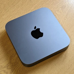 Apple Mac mini Desktop - MRTT2B/A (October, 2018) - Afbeelding 1 van 2