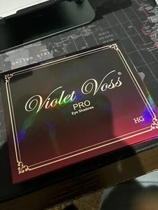 Violet Voss PRO - Ombretto HashTag, Palette di Ombretti, Palette per Occhi - Foto 1 di 14