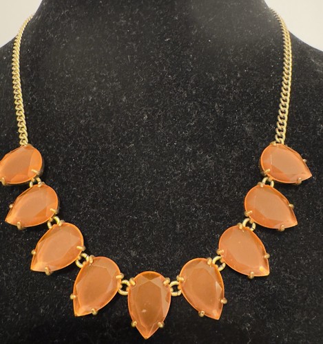 VETEMENTS J. Collana con bavaglino arancione Crew 21 pollici