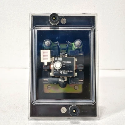 Relé de disparo de alta velocidad ABB PQ8NCH2JS 1MYN563613-MALO 30V DC Foto 1 de 4