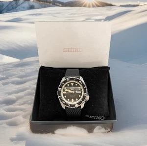 Mens Seiko 5 Sports 4R36-07G0 Automatic Stainless Steel Black Rubber Band Watch - Picture 1 of 8