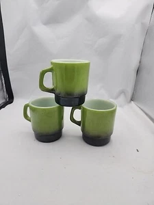 Vintage Anchor Hocking Fire King Stacking Mugs Green & Black Ombre Set Of 3 - Picture 1 of 4