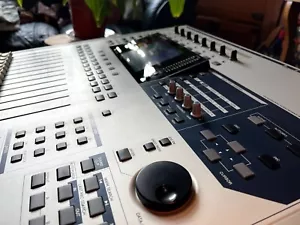 Yamaha AW2400 Professional Audio Workstation Digital Multitrack Recorder - Picture 1 of 8