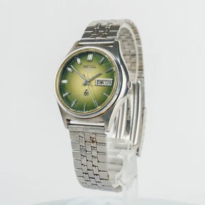SEIKO QUartz 0823-7000 Men's Quartz Watch Day Date Display Japan made #1789 - Picture 1 of 13