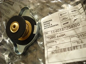 PIAGGIO 1640187Z04000 TAPPO RADIATORE ORIGINALE PIAGGIO PORTER BENZINA-DIESEL - Picture 1 of 1