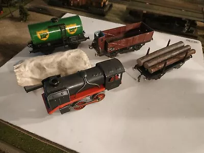 FLEISCHMANN, RARE & VINTAGE TRAIN SET DEFECT MADE IN US ZONE OF GERMANY, SCALE O - Image 1 of 4