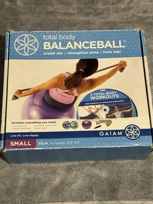 DVD Gaiam Equilibrio Corporal Total Púrpura Bola Esculpida Abdominales Fortalecer Brazos Tono Piernas Foto 1 de 2