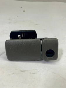 1999 Chevy Tracker Glove Box Latch Compartment Handle With Key - Bild 1 von 11