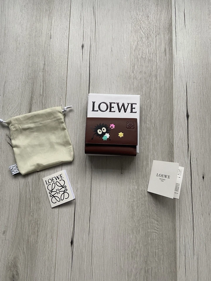 Бумажник компактный LOEWE x Studio Ghibli 2021 Soot Sprite Susuwatari - Изображение 1 из 4