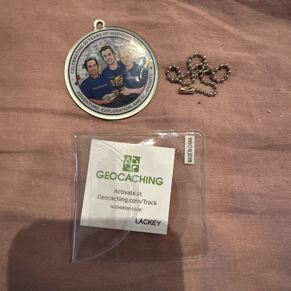 25 Year Celebration Geocaching Coin - GSE4AA - Image 1 of 3