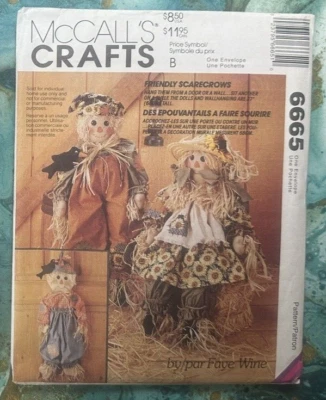 Friendly Scarecrows Crafts Pattern McCalls 6665 Scarecrow Dolls Wall Hanging UNC - Image 1 of 2