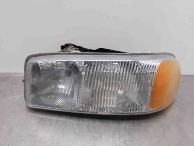 2000 GMC Sierra 2500 Driver Side Left Headlight Lamp Assembly Oem LH GM 16534548 - Image 1 of 4