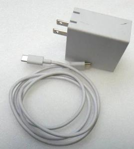 Genuine Google 45W USB Type-C AC Adapter PD Charger W16-045N5A With Cable - Picture 1 of 3