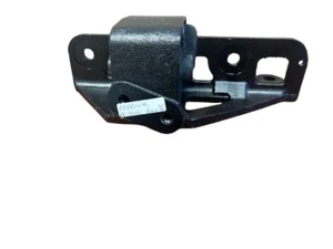 Buick Transmission Mount 22201116 | Fits 1995-1998 Riviera - Picture 1 of 7