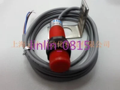 1Pcs New FOTEK proximity switch CP18-30N - Image 1 of 3