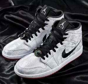 ICOMPRE 2 DE CADA CAJA jordan 1 bajito de colores Y OBTENGA UN 70% DE  DESCUENTO!