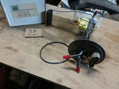 NOS FORD 1990-97 FORD AEROSTAR FUEL PUMP ASSY REMANUFACTURED — 第 1/2 张图片