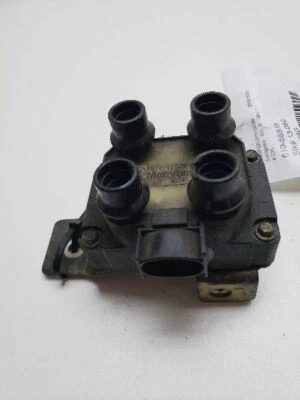 98 99 00 01 02 Mazda 626 Bobina de encendido Encendedor 4 cilindros OEM FSD718100  Foto 1 de 4