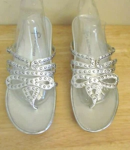 B.Makowsky BM Joni Womens Thong Sandals, Silver, Studded, Wedge, Slides Size 10 - Picture 1 of 11