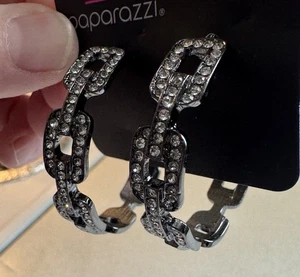 Paparazzi Downtown Decadence - Black- White Rhinestone - Gunmetal Curb Chain- Ho - Picture 1 of 7