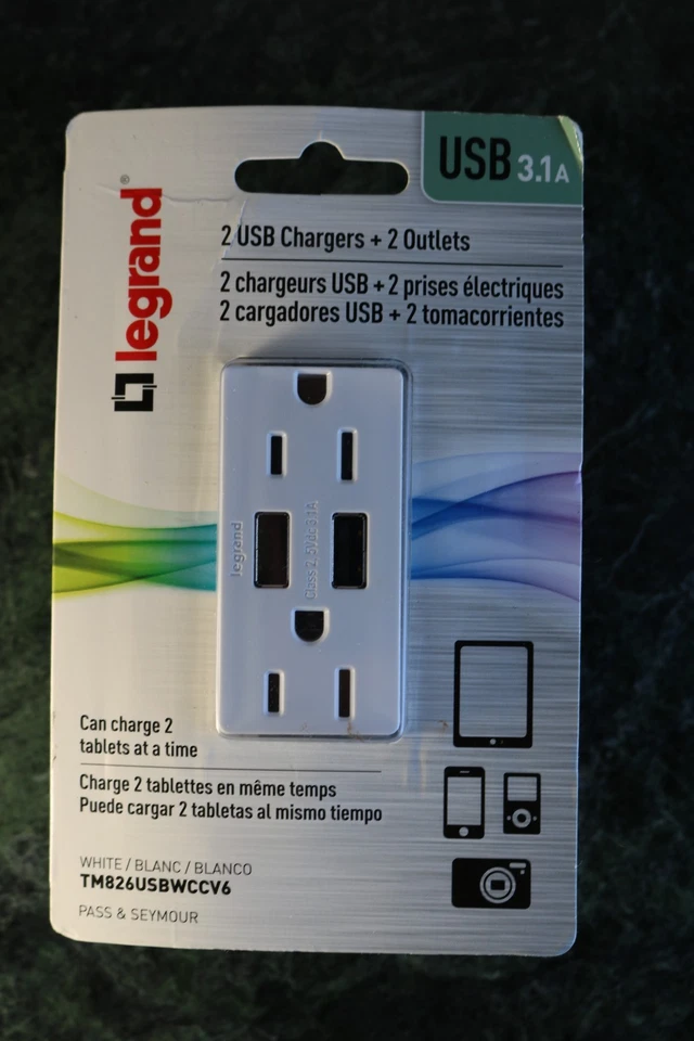 New Legrand 2 USB 3.1A Charger Outlet, TM826USBWCCV6 15 AMP 125 V White - Image 1 of 4