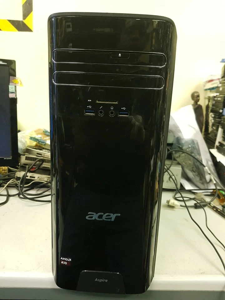 Acer Aspire TC-280- AMD A10-7800 Quad  R7 Graphics,8GB, 2TB,Wifi/Bluetooth  - Image 1 of 4