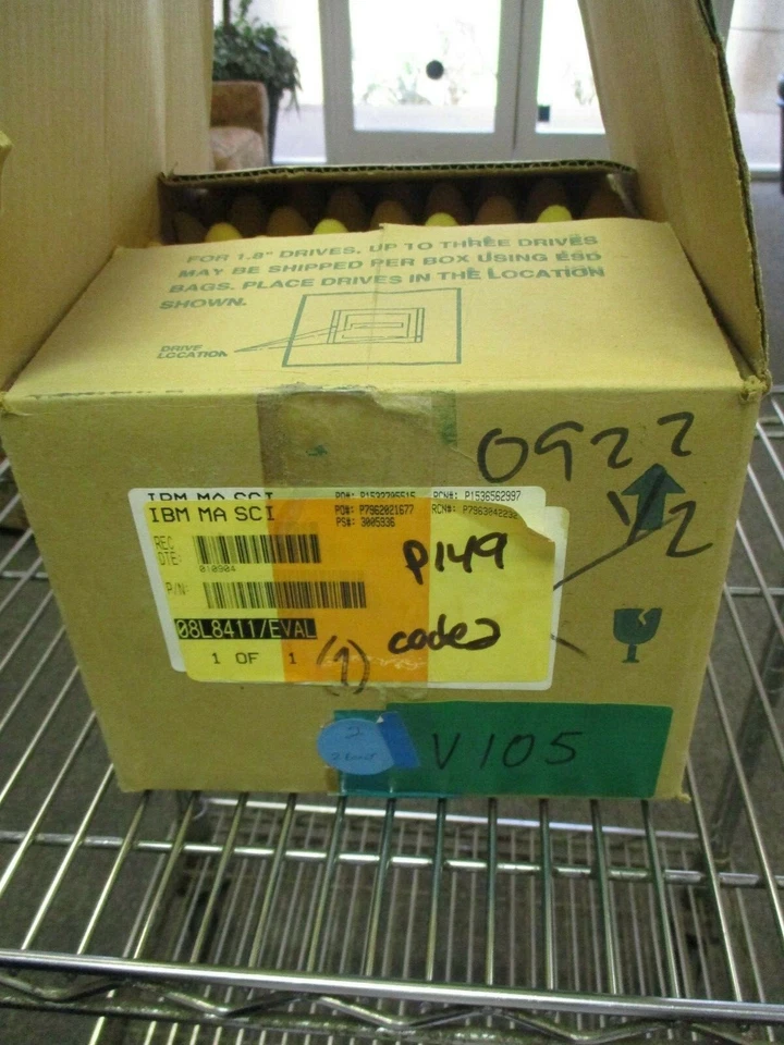 IBM UltraStar 36XP ,36.4GB   MODEL 08L8411 DIRVE UNUSED - Image 1 of 3