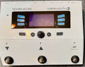 TC-Helicon Voicelive Play GTX Vocal & Guitar Effects Pedal Japan - Picture 1 of 4