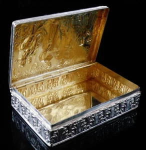 Caja de tabaco de mesa grande Hanau plateada, Neresheimer & Sohn c. 1900 - Imagen 1 de 12