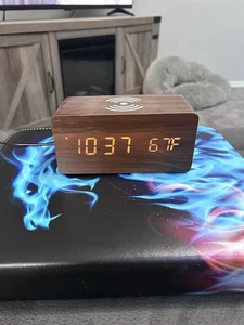 Braun Wireless Charging Alarm Clock (brown) - Picture 1 of 5