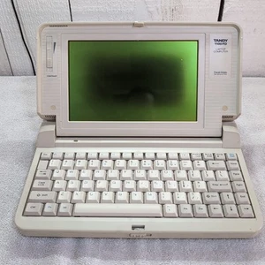 FOR PARTS Tandy 1100FD Desk Mate Laptop Computer - Bild 1 von 14