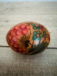 Vintage Wooden Hand Carved And Hand Painted Decorative Egg 2.5” Flowers - Picture 1 of 4