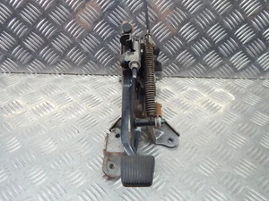 PALANCA FRENO MANO KIA CARENS MK2 05-11 938301D000 - Imagen 1 de 12