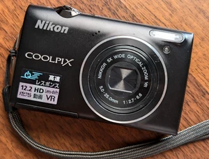 Nikon coolpix S5100 compact digital camera Black 12.2MP Excellent english work - Photo 1 sur 11