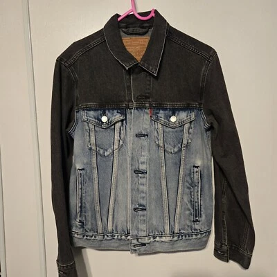 Levis Denim Colorblock Jacket Size Small Mens - Image 1 of 4