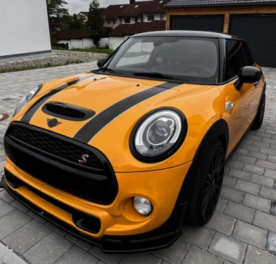 RICAMBIO PARAFANGO NERO LUCIDO per MINI COOPER F54 F55 F56 F57 - Immagine 1 di 4