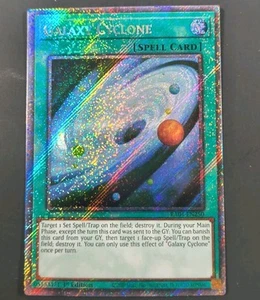 Yu-Gi-Oh! Quarter Century Stampede Galaxy Cyclone Secret Rara 1° Edizione - Foto 1 di 1