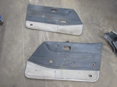 Datsun 280Zx 1983 panel interior moldura puerta par pasajero negro y gris Foto 1 de 4