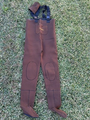 Cabelas Chest Wader ML Heavy Neoprene Mens Brown Black Stockingfoot Suspenders - Image 1 of 4