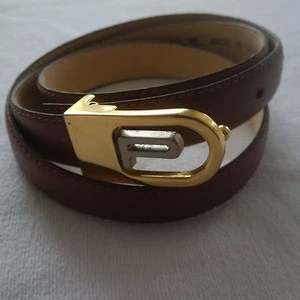 Girls Tan Brown Belt w/Gold-tone "P" Buckle Size 26-30 - Picture 1 of 5
